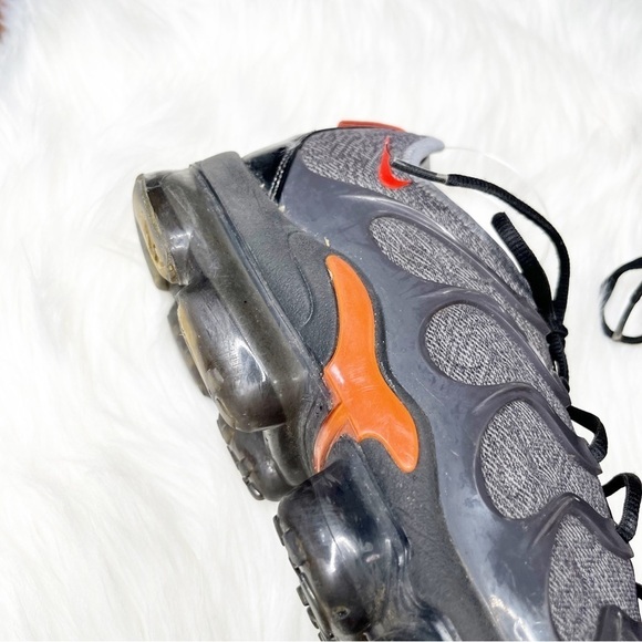 Nike Airmax Vapormax Plus Cool Gray Team Orange Sneakers Size 10.5 Running - Picture 2 of 15